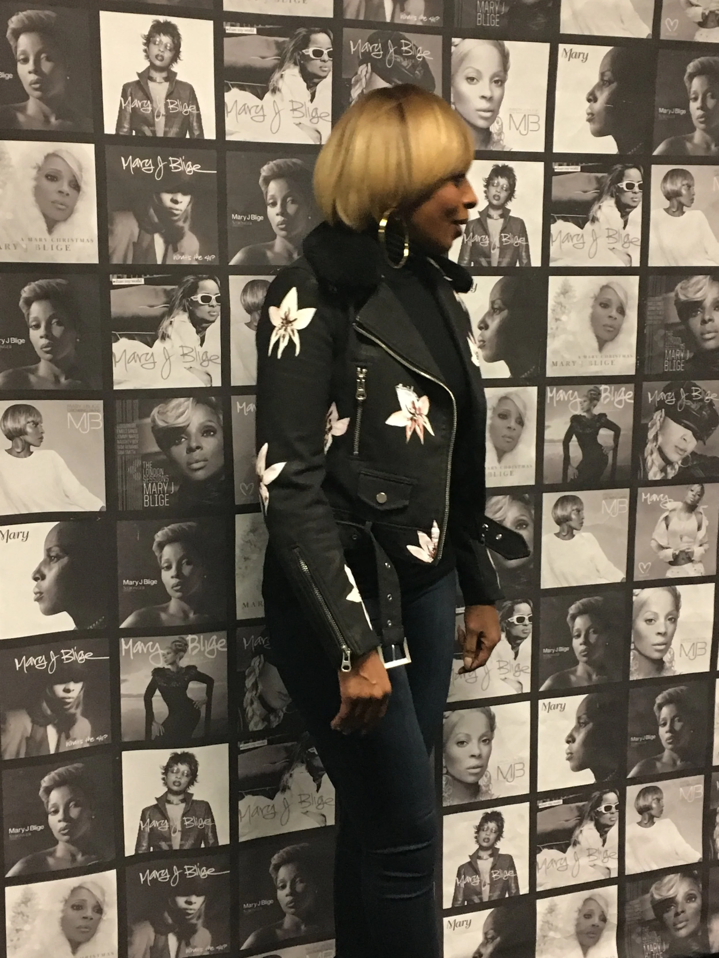 Mary J Blige on Tour in Custom Chermia Amour Signature Handpainted Leather Jacket