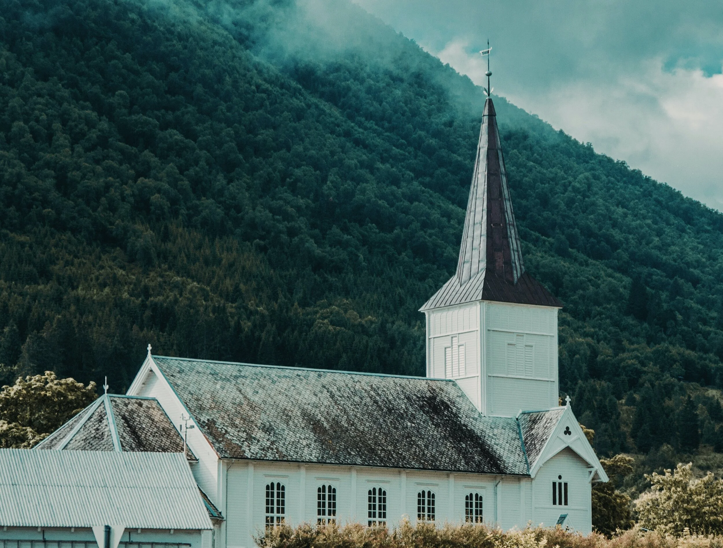 It's Not What You Think: Church - S3 E10