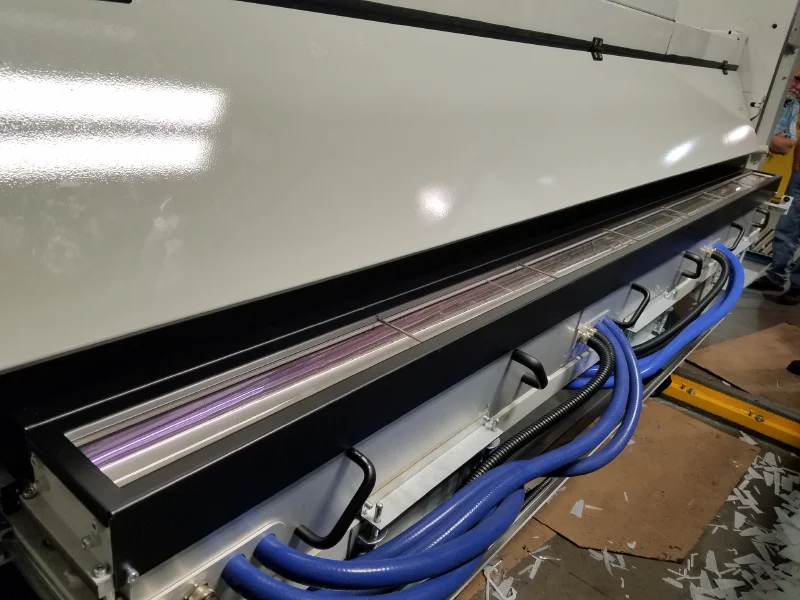 corrugated_LED_AMS.jpg