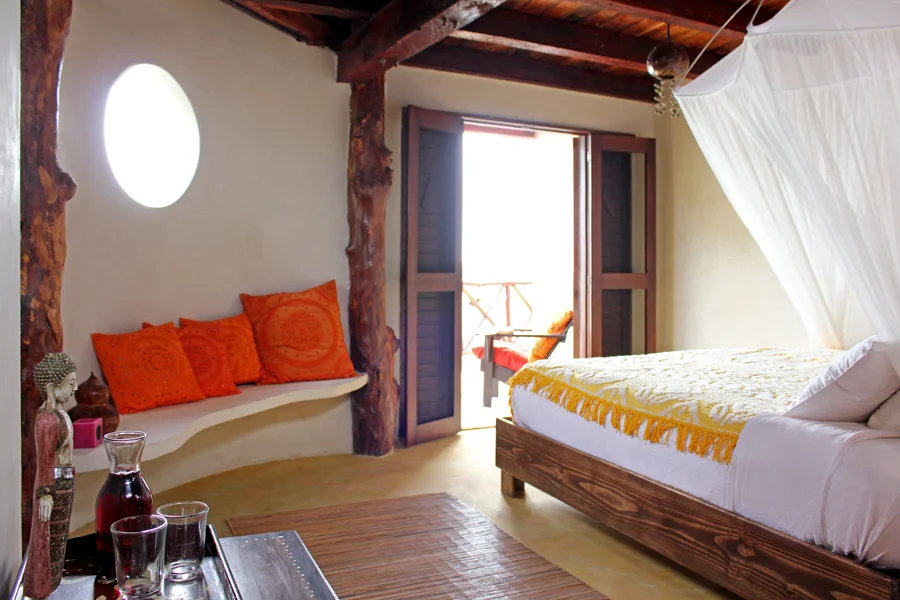 Amansala_Chica_Room2_01LowRes.jpg