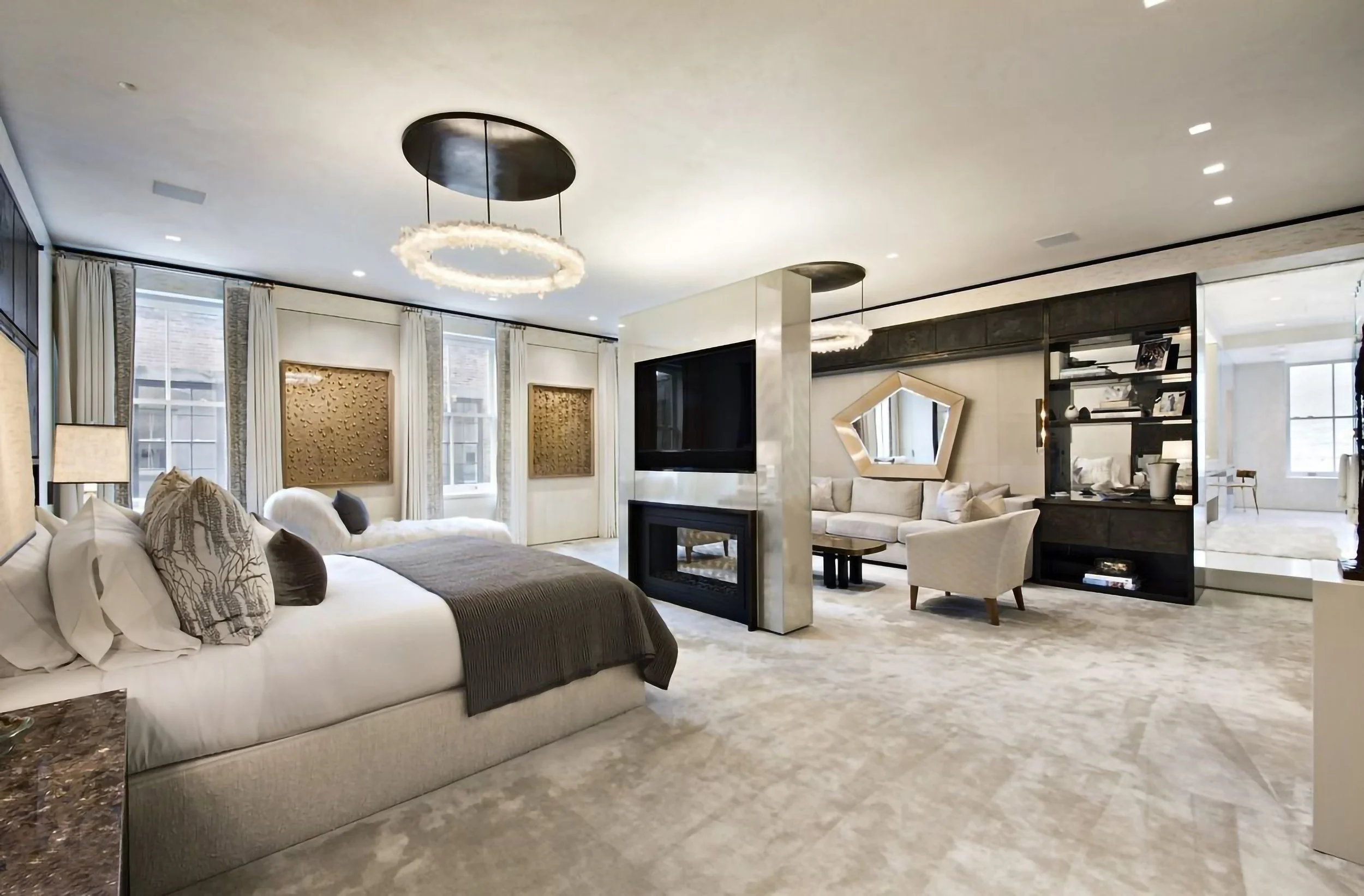 SOHO PENTHOUSE MBED_01.jpg