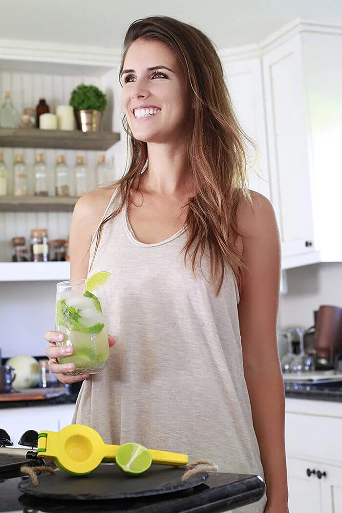 Lemon and Lime Citrus Press Juicer for Low Sugar Fruit Drinks