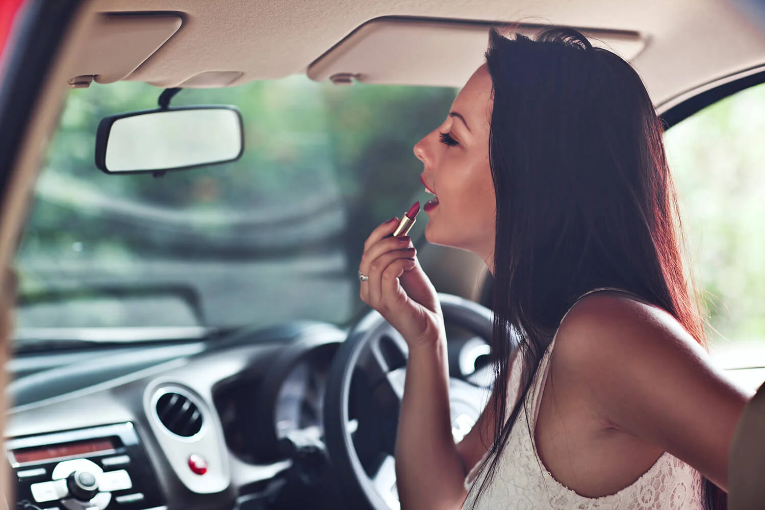 Best Organic Lipstick and Natural Lipstick Brands