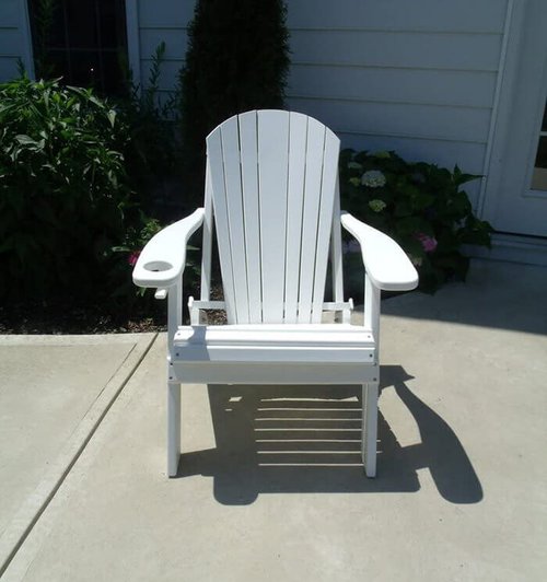 Top 12 Outdoor Furniture Made With Recycled Plastics