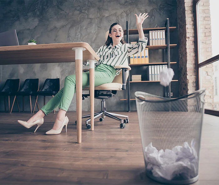 De-inking recycled paper