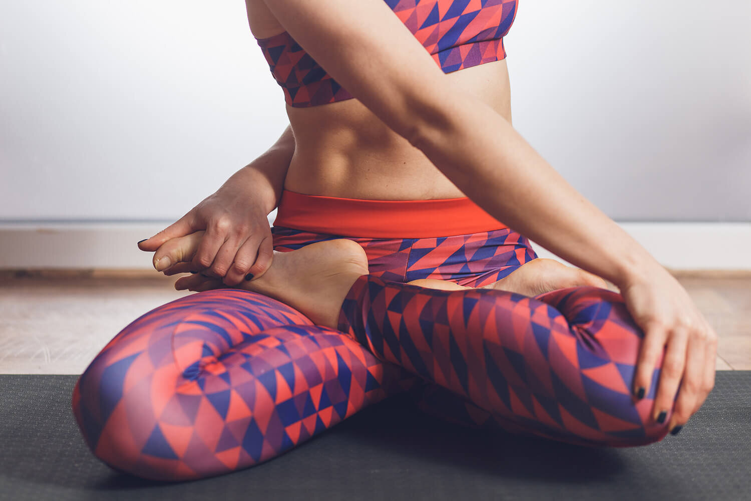 10 Super Fun Hot Yoga Pants For Your Next Workout