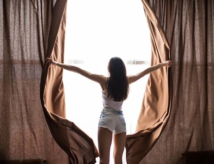 Travel Tips: Stay in Hotel Room