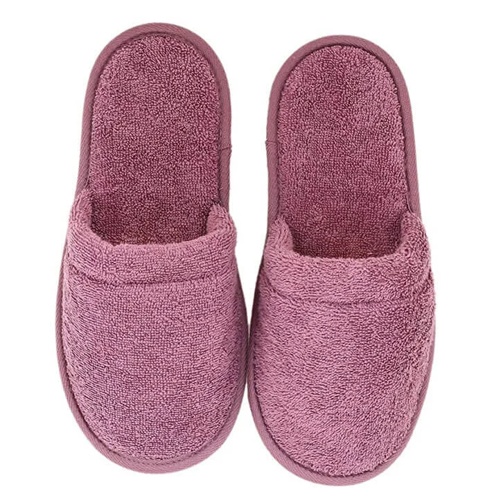 9 Super Comfy Slippers For Women