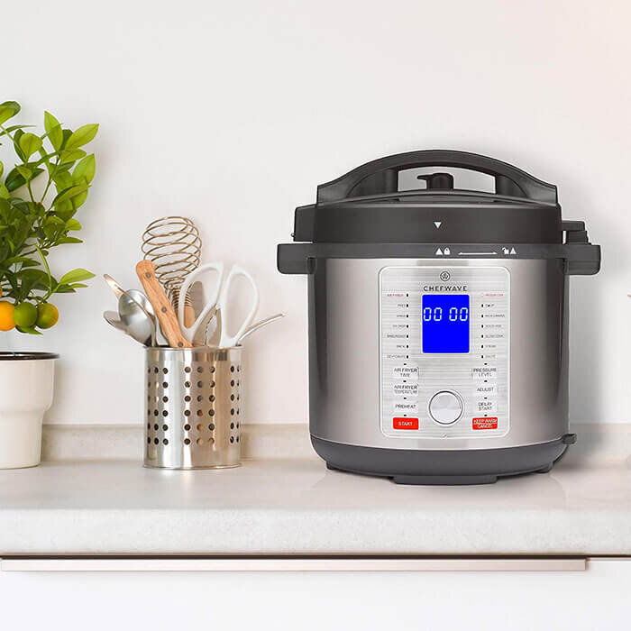 12 Great Modern Slow Cookers For Mom’s Kitchen