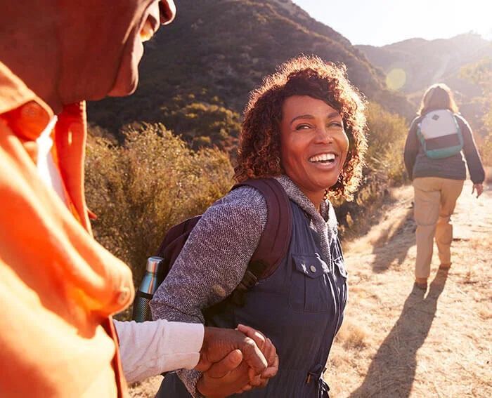 Benefits of Simple Lifestyle: Strengthen Existing Relationships