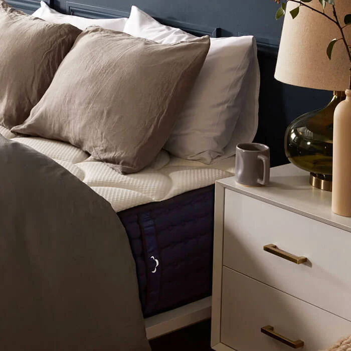 Dream Cloud luxury hybrid mattress