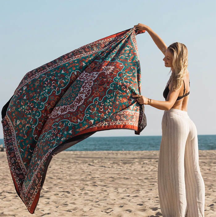 Perfect for The Outdoor Events with Your Family Sandless Beach Mat Sand Dirt & Dust Disappear Fast Dry Easy to Clean Besiva Sand Free Beach Blanket E1