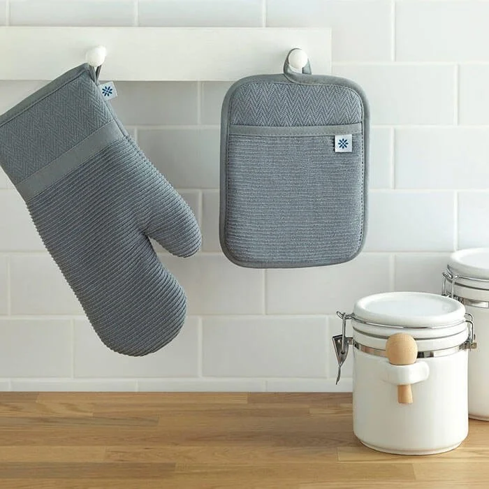 Tatum Potholder and Ovenmitt