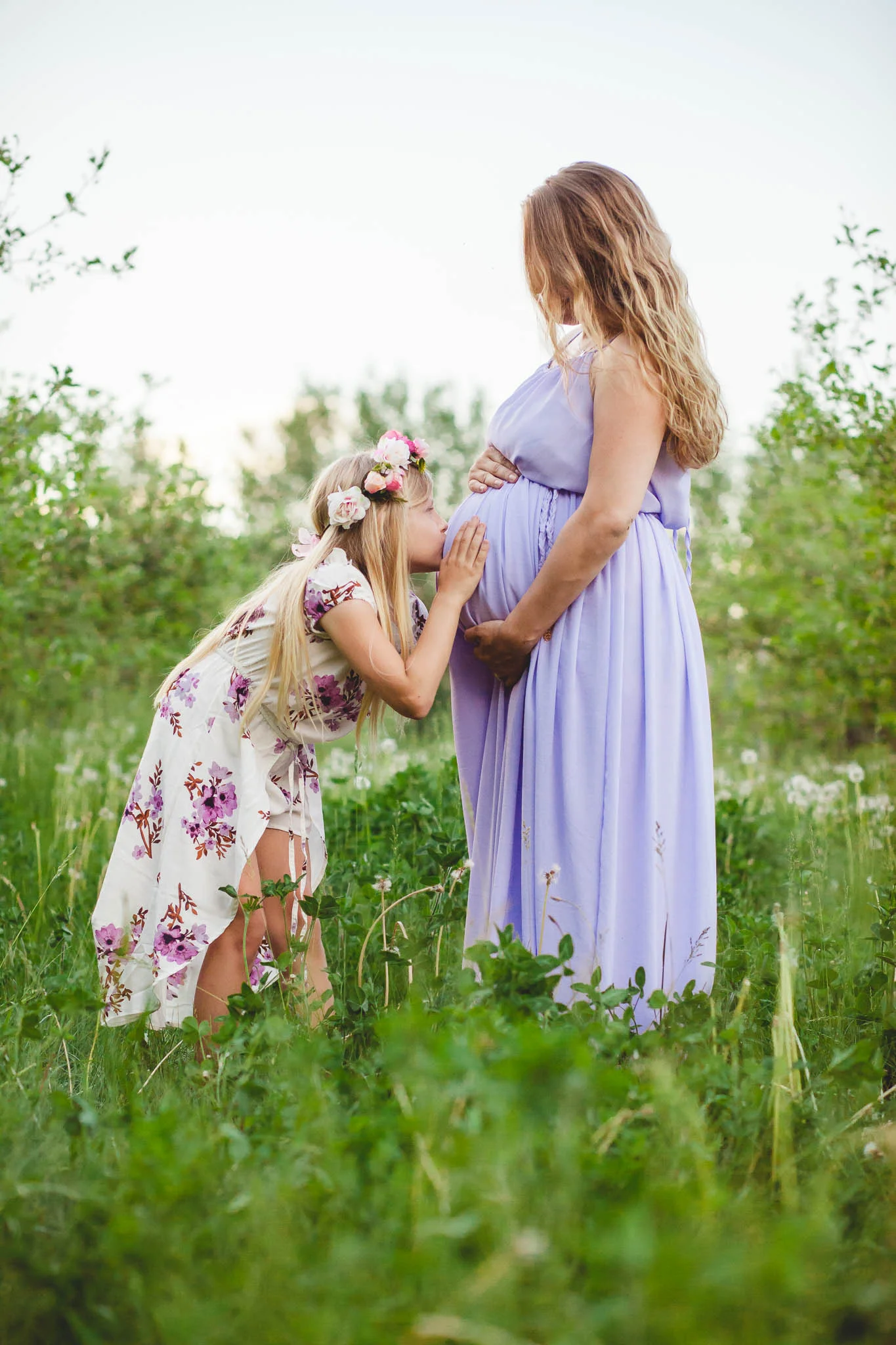 Amy D Photography- Maternity Photos- Mother and Daughter Maternity- Orchard Maternity Photos- Apple Orchard Maternity- Evening Maternity Shoot- Barrie Newborn And Maternity Photographer (27 of 67).jpg