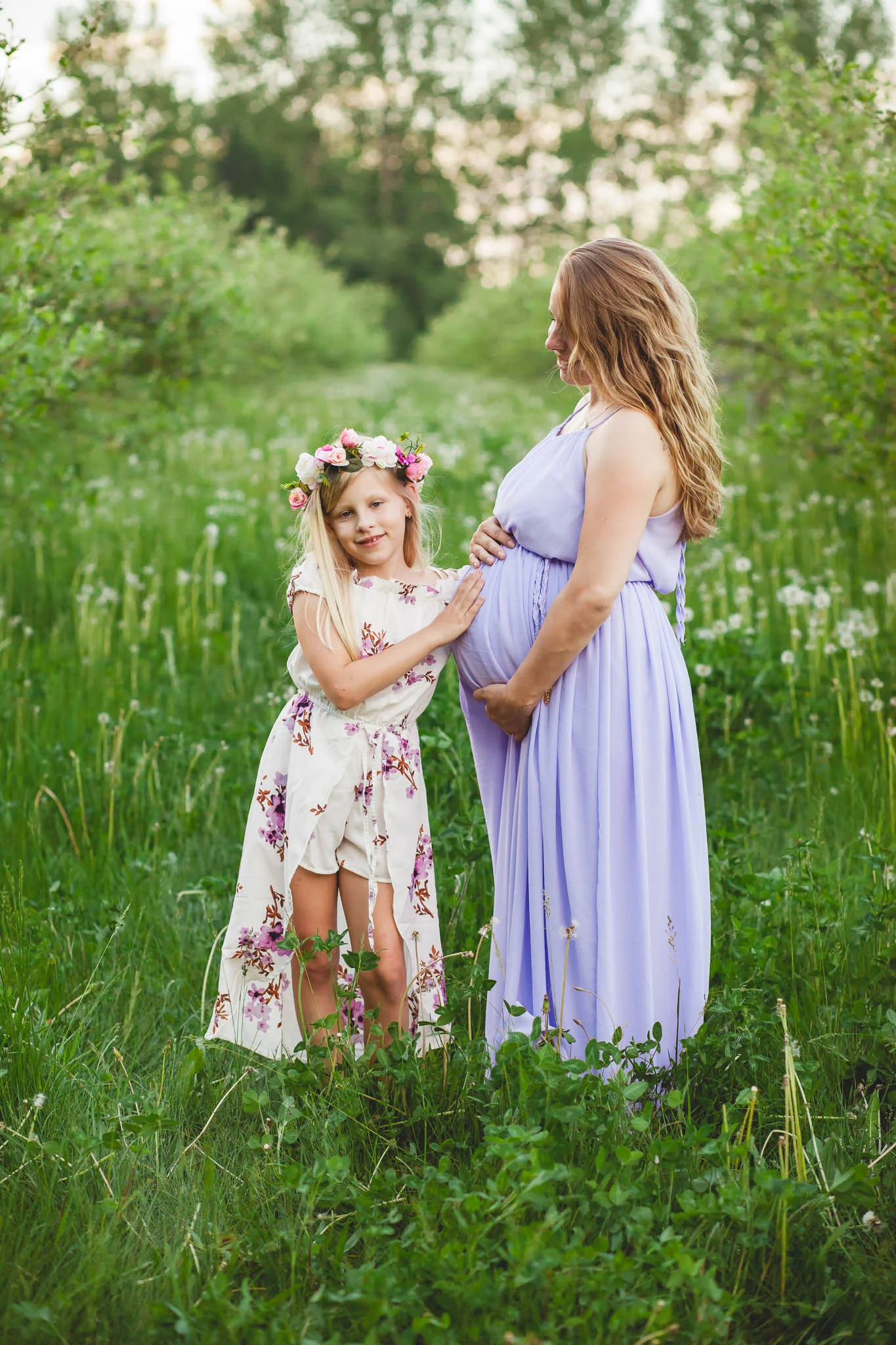 Amy D Photography- Maternity Photos- Mother and Daughter Maternity- Orchard Maternity Photos- Apple Orchard Maternity- Evening Maternity Shoot- Barrie Newborn And Maternity Photographer (29 of 67).jpg