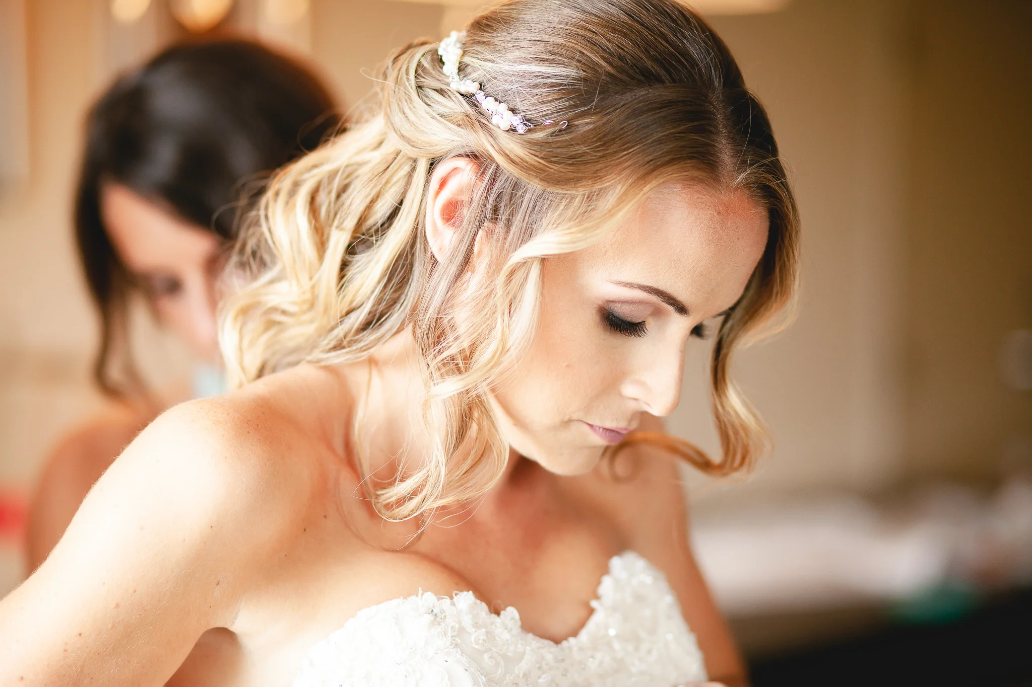 Amy D Photography- Barrie Wedding Photography- Wedding Getting Ready- Bride getting ready- Muskoka Wedding Photography-124.jpg