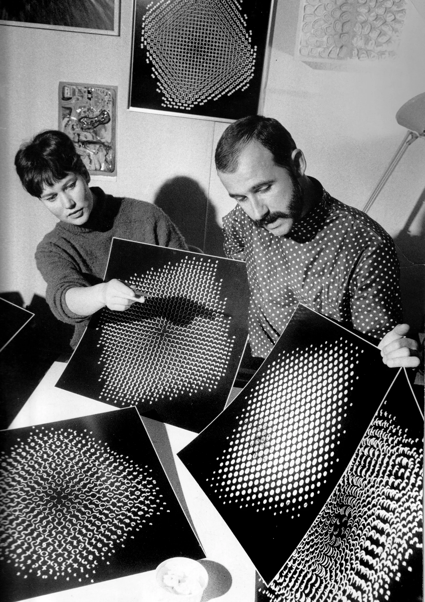 Ursel and Gottfried Jäger with “pinhole structures” (Lochblendenstrukturen), 1967, from the exhibition Generative Fotografie ; photograph by Günter Rudolf, 1968