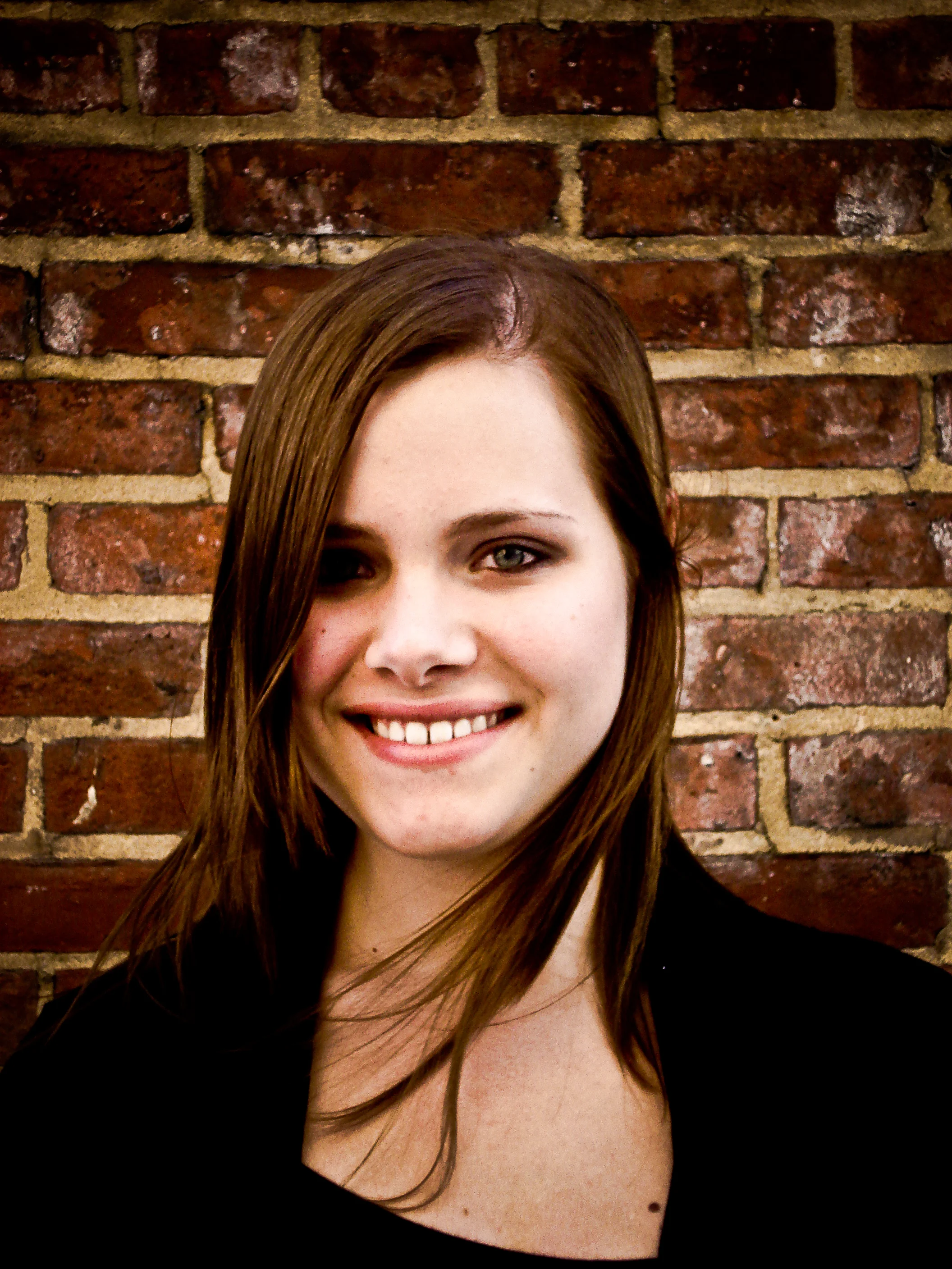 Julia Headshot.jpg