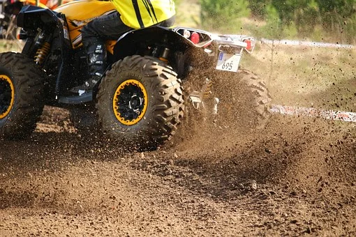 motocross-1283113__340.jpg