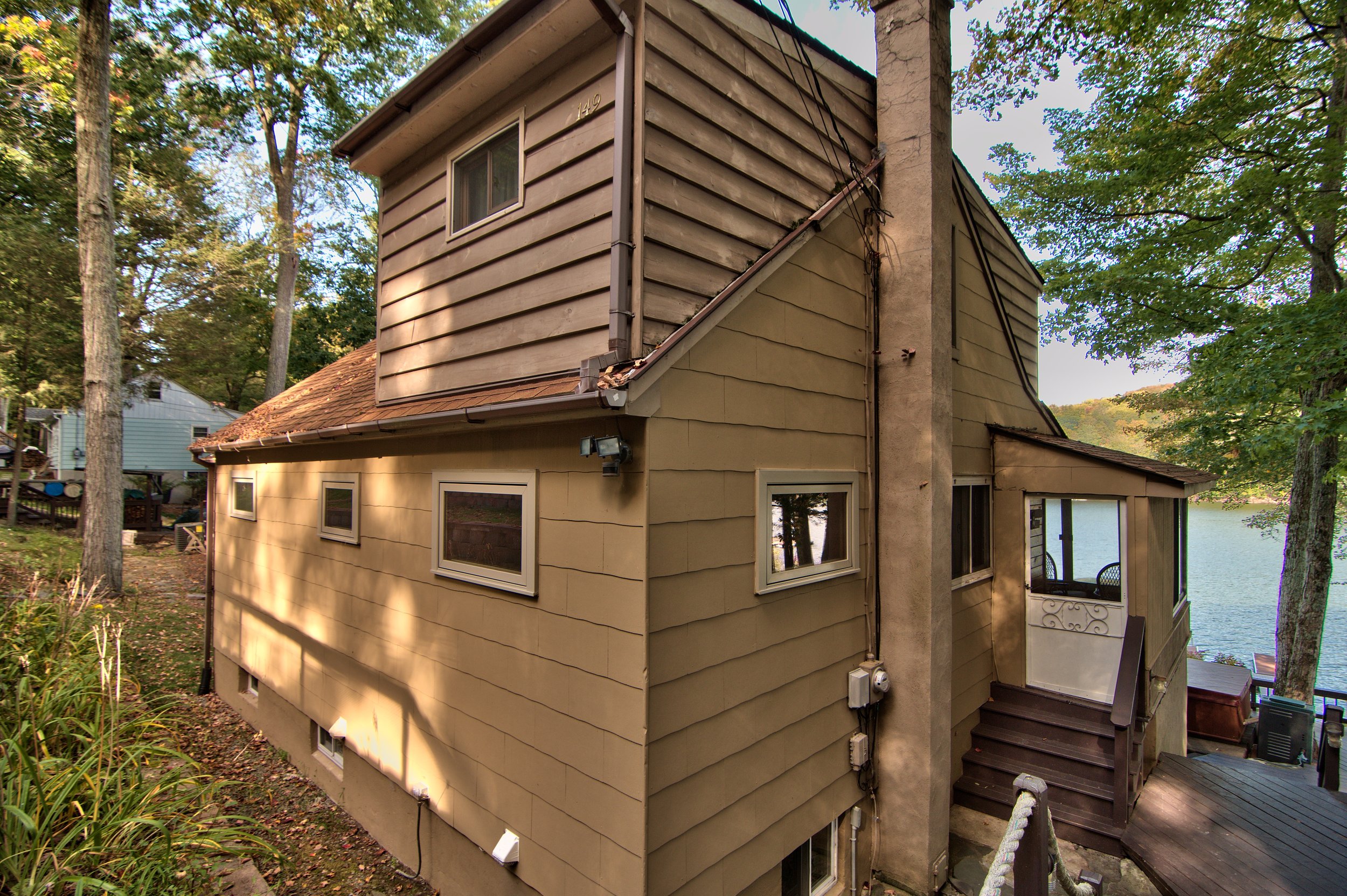 Exterior View 04.jpg