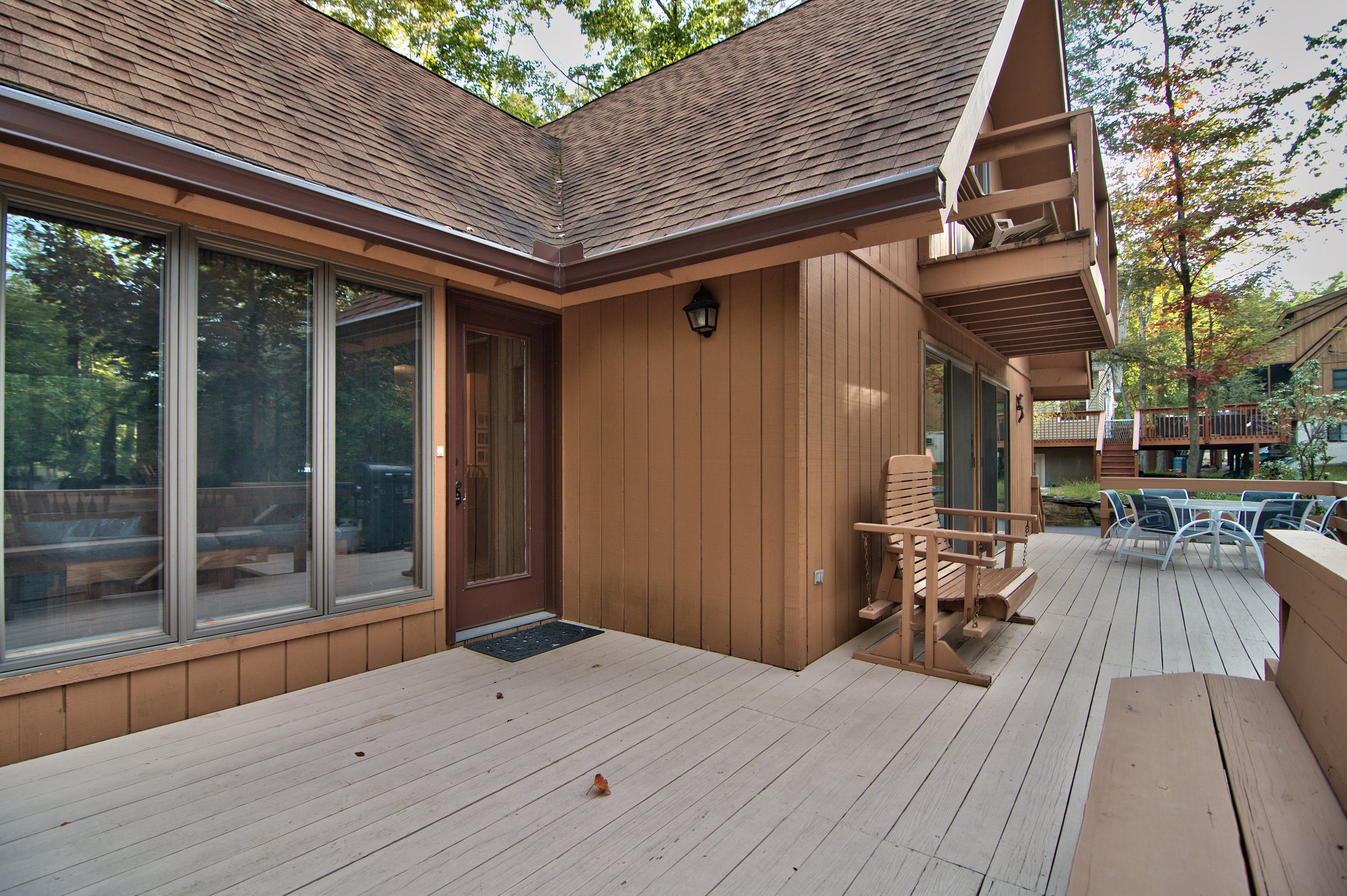 Exterior Front View 4.jpg