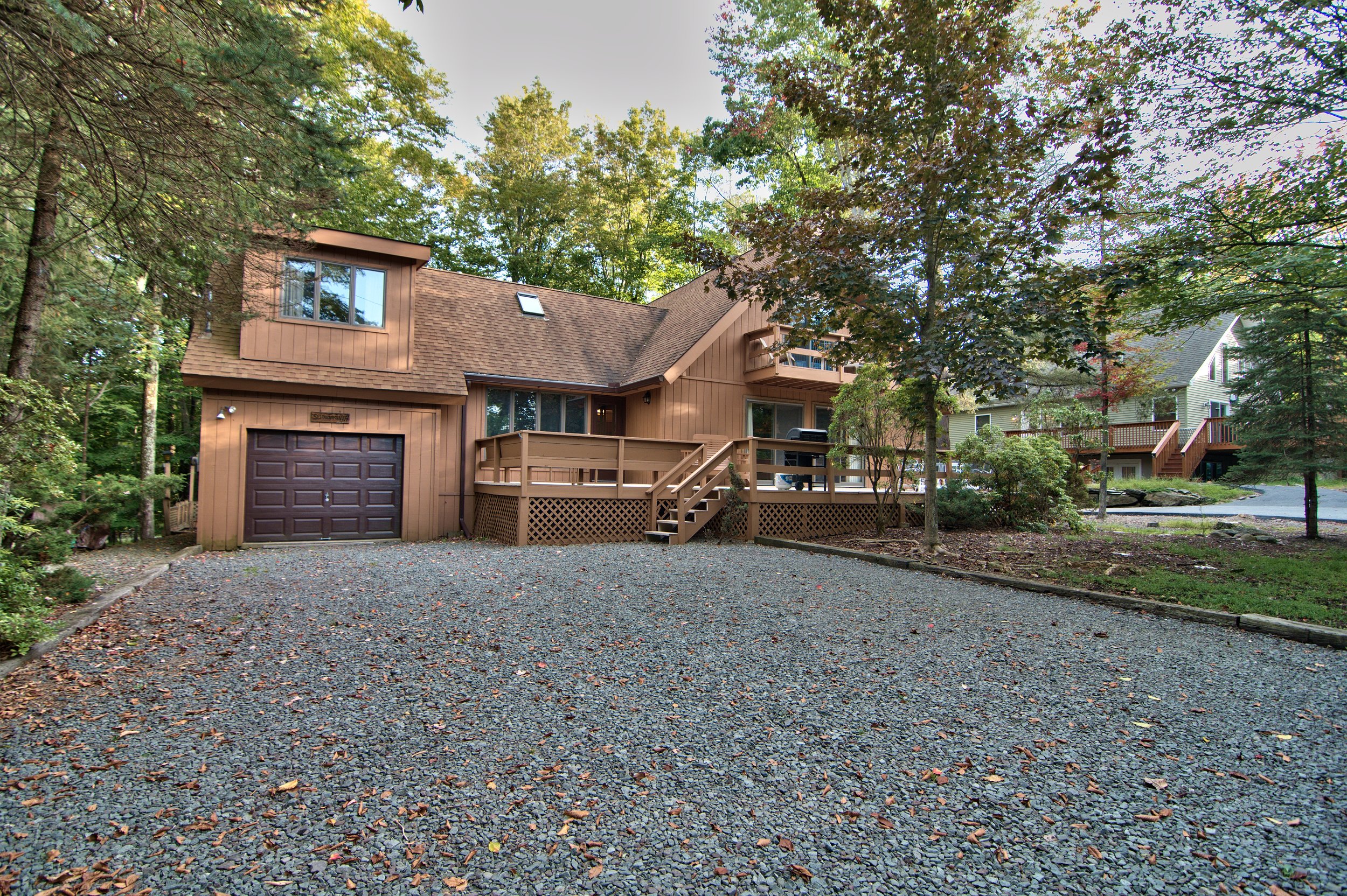 Exterior View 6.jpg