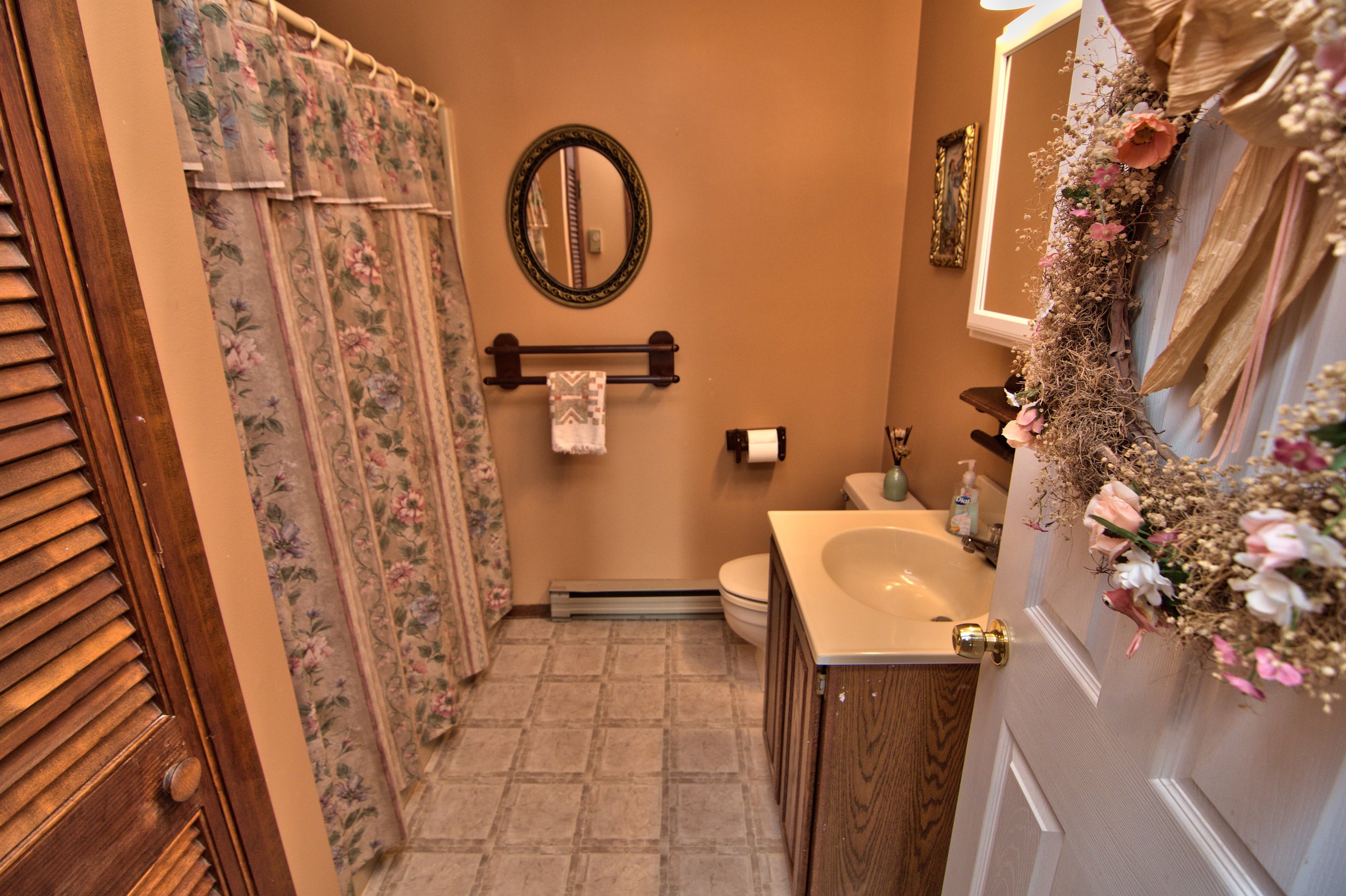 Hall Bath View 1.jpg