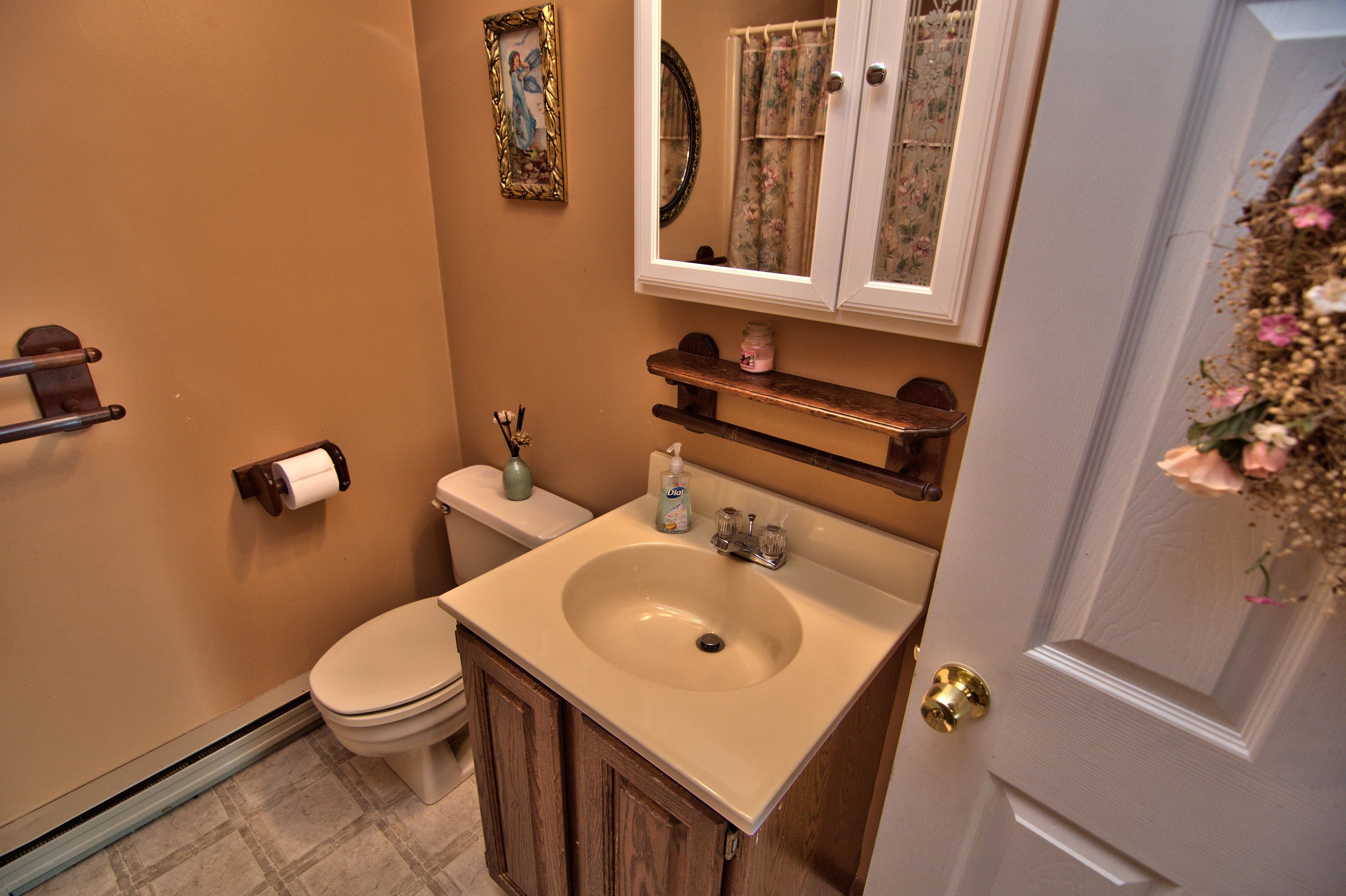 Hall Bath View 3.jpg