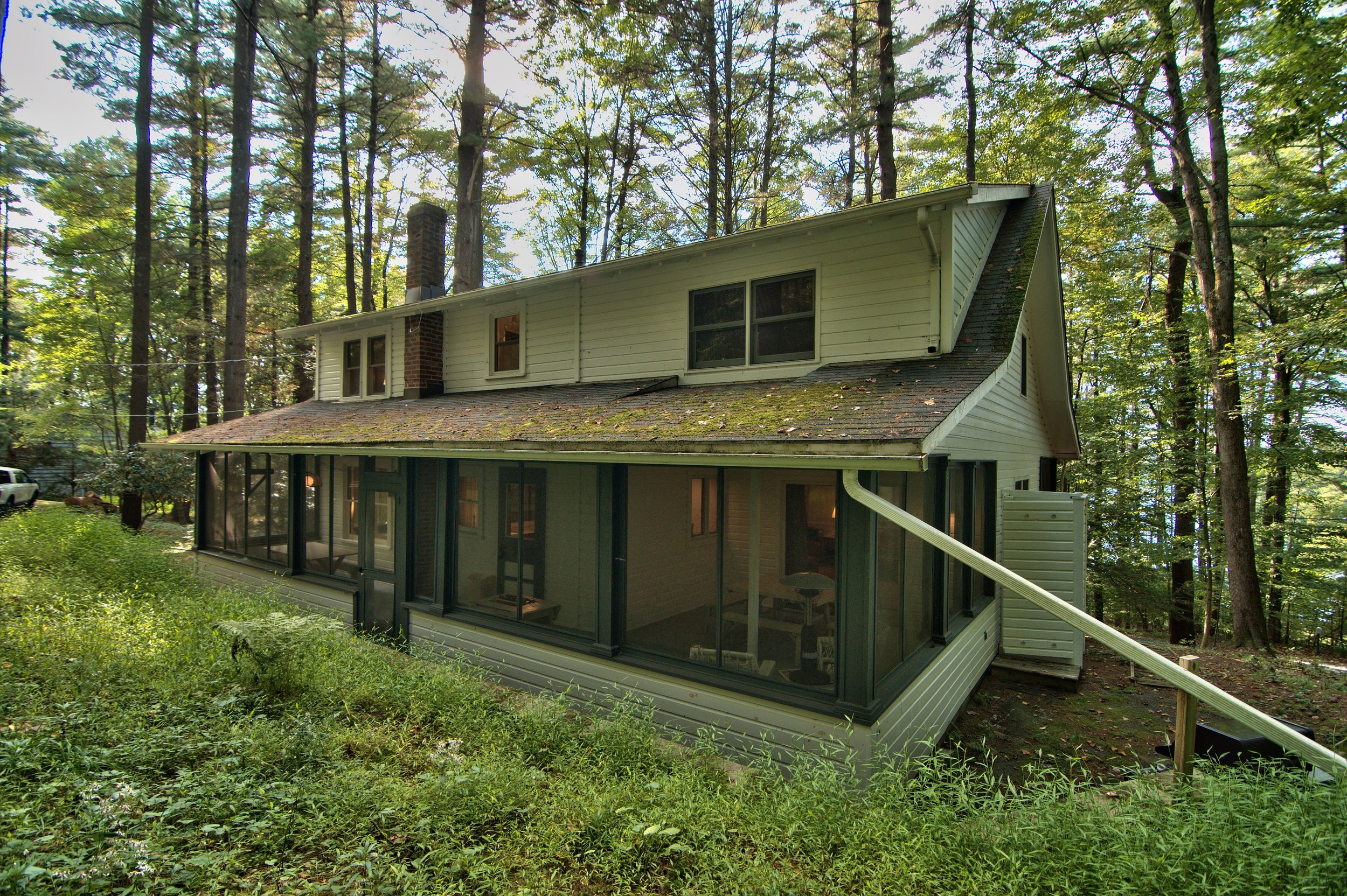 Exterior View 12.jpg
