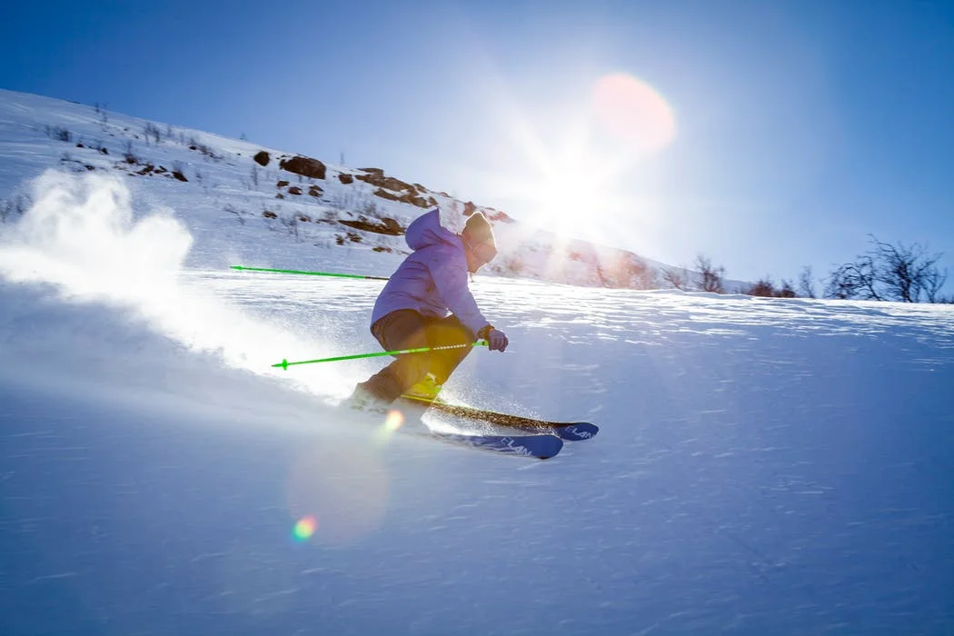man skiing.jpeg