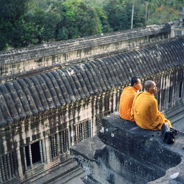 monks2.jpg