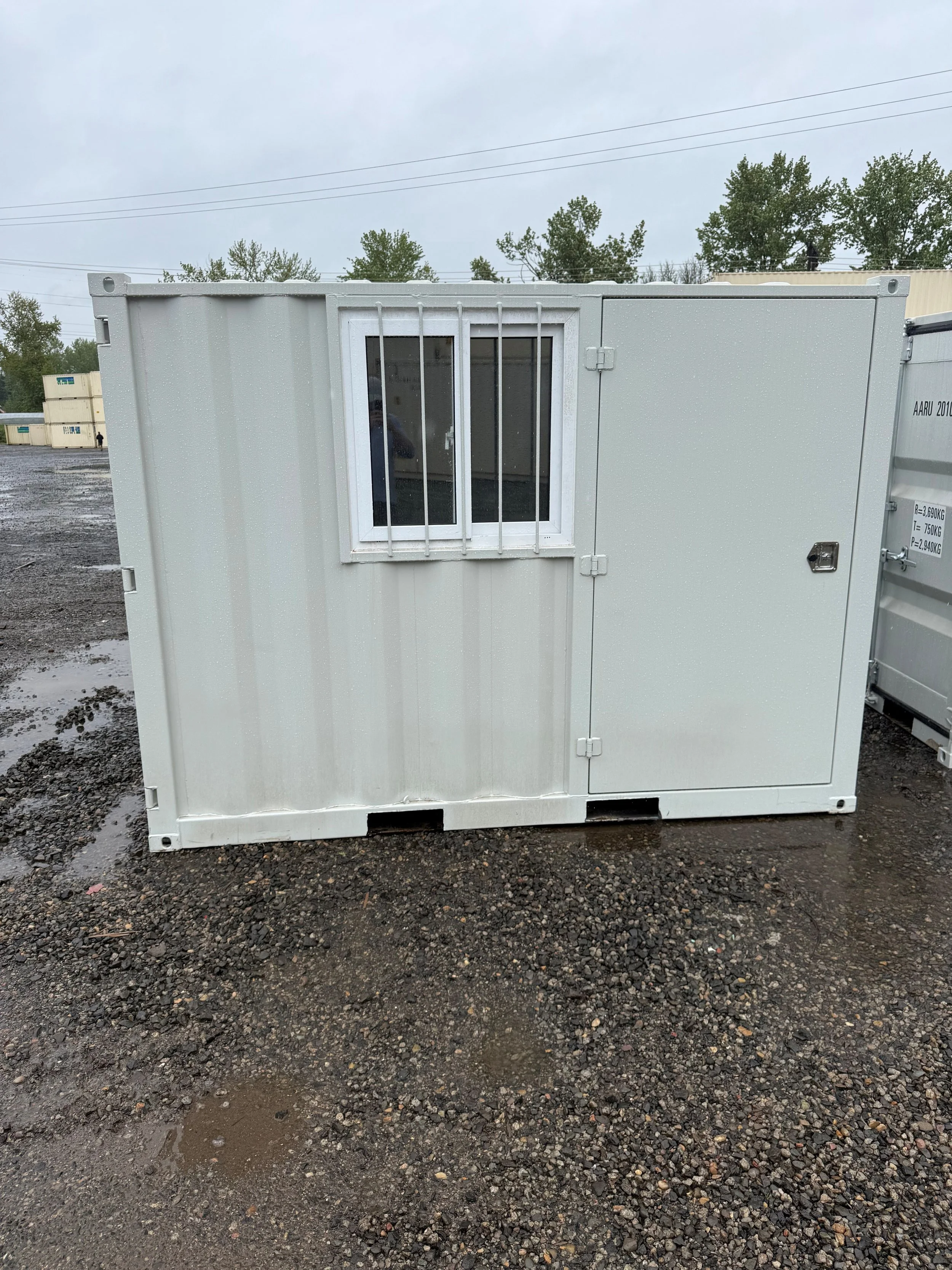 9-ft-Mini-container-4.jpg