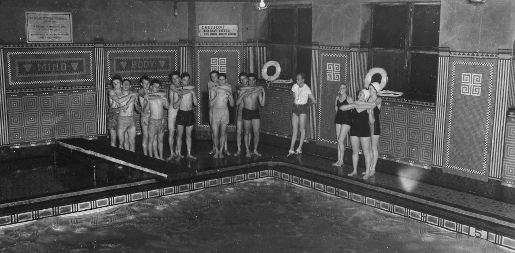 pool2.jpg