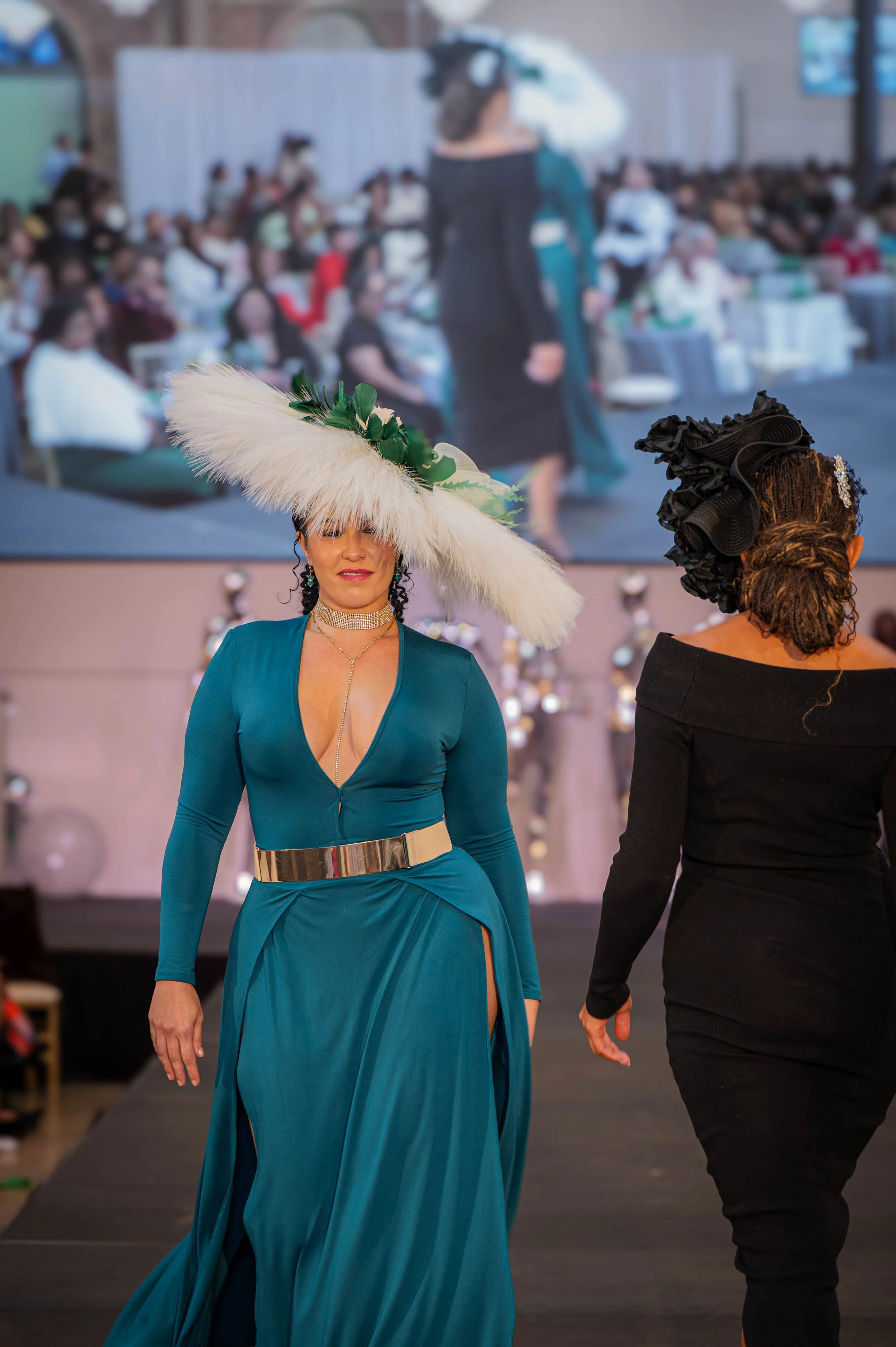 jo_hayes_images_the_revelry_emerald_affair_links_fashion_show-179.jpg
