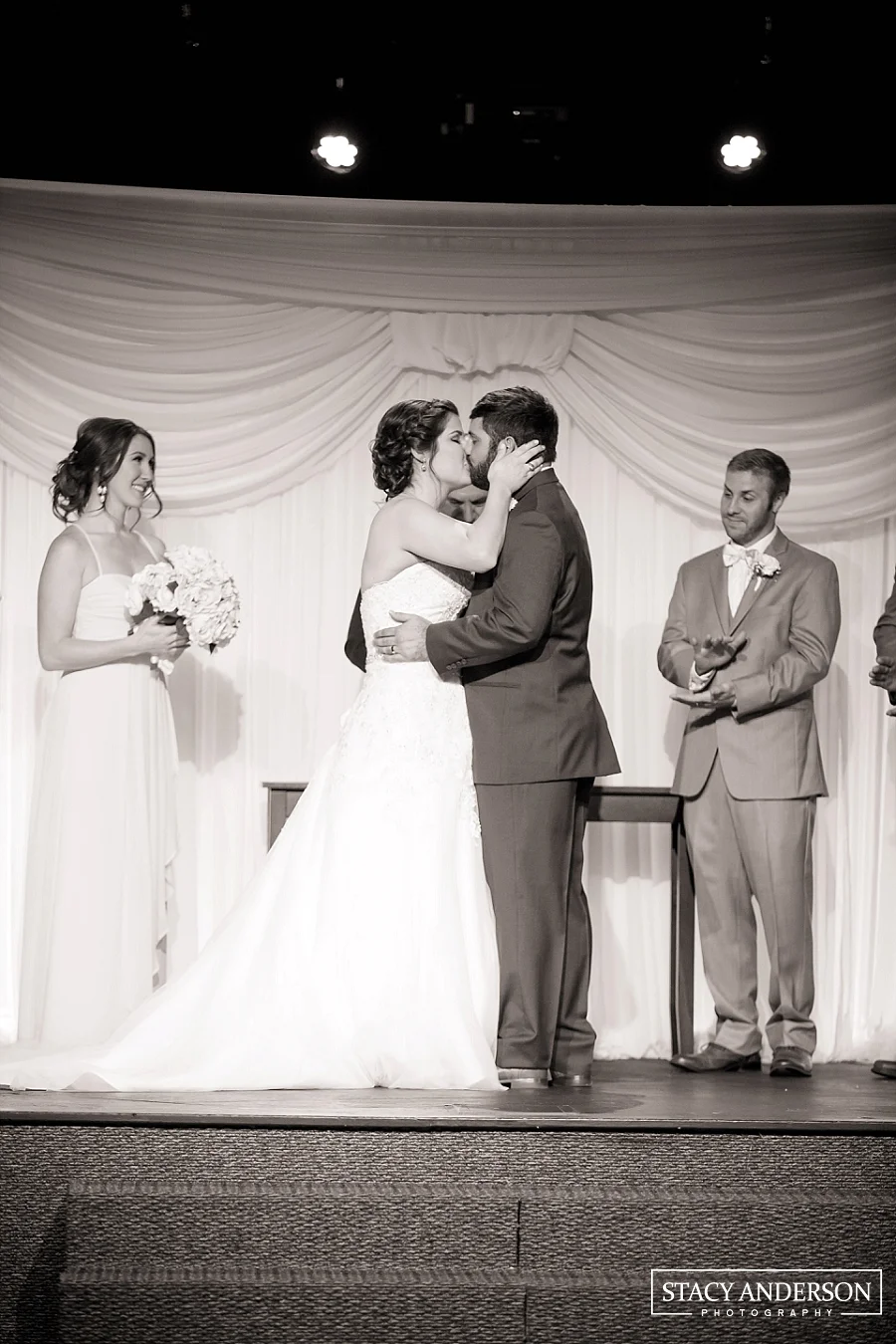 Stacy Anderson Photography Gates on Main Wedding Photographer_1203