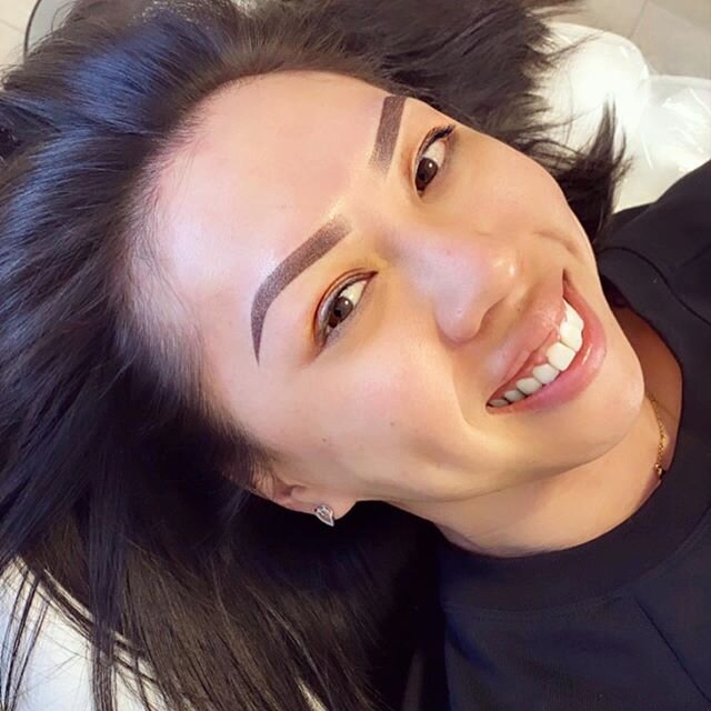 Her soul is shinin through those BROWS and that smile🥰💕💕 Book your appointment now! #ombrepowderbayarea #ombrepowdersanjose #fleekyaf #eyebrows #bayarea #sanjosemicroblading  #eyebrowembroidery #browciety #microbladingtraining #bayareamicroblading