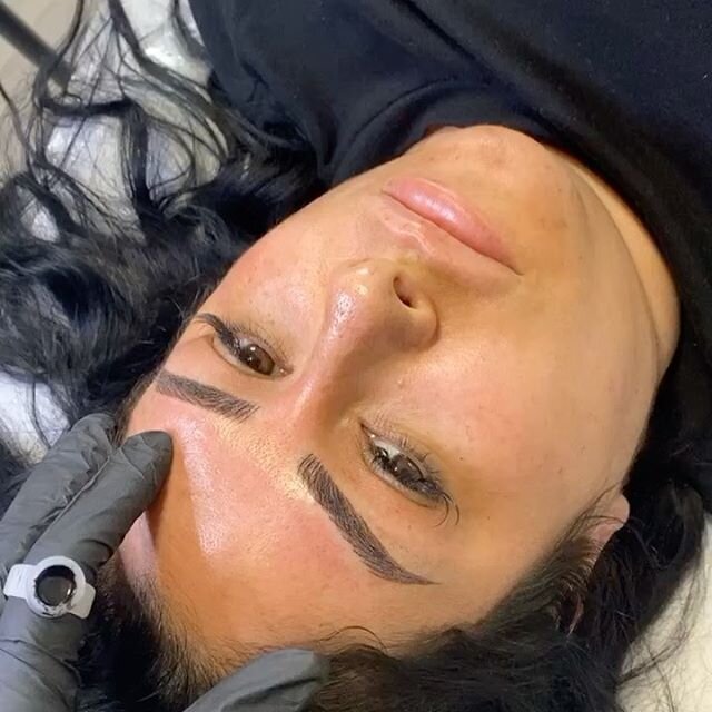 Natural as possible please. You got it Babe! 💕💕🔥 Book your appointment now:
www.browciety.com

#microblading #ombre #ombrepowder #ombrepowderbayarea #ombrepowdersanjose #fleekyaf #eyebrows #bayarea #sanjosemicroblading  #eyebrowembroidery #browcie