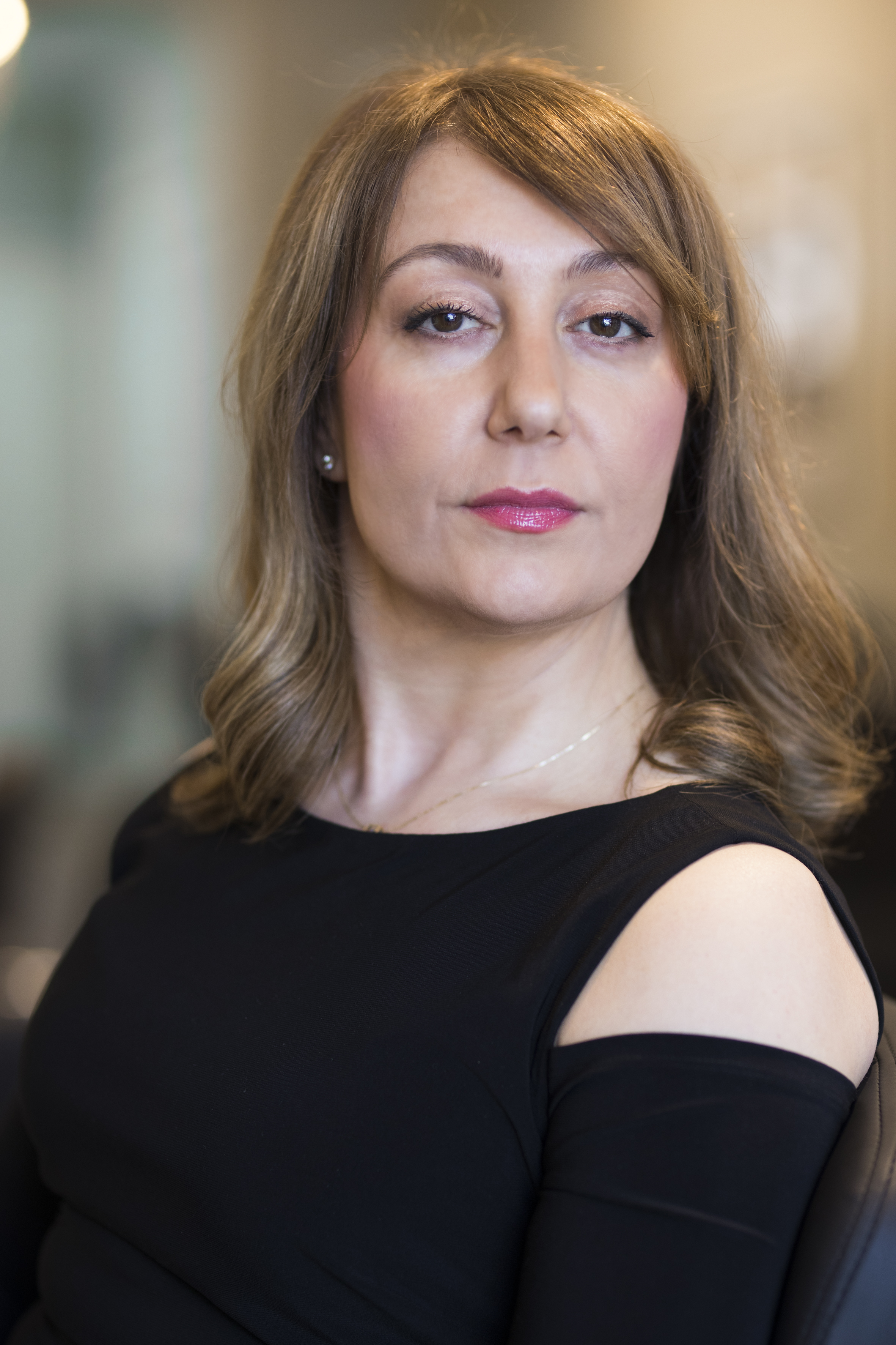 With great passion for hair,&nbsp;Miki Moscone,&nbsp;has been in the beauty industry for the past 20 years. The talented stylist, colorist and fully certified technician in great lengths human hair extensions,&nbsp;has had great accomplishments and …