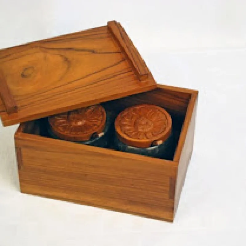 DSC_6719.small-stone-containers-and-teak-box-12-600x600-m6v5xilomsslkq5f8hqllzsa844tv1ubgks1ujw75s.jpg
