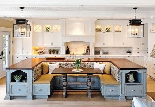 kitchen-dining-room-table-built-in.jpg