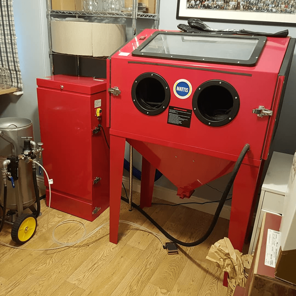 Grit blasting cabinet and vacuum extractor. My pressure pot is on the left | Blasted, Sheffield
