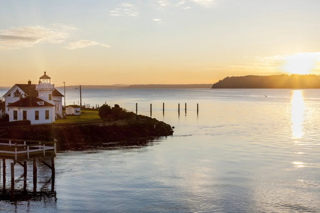 ISLAND LIFE The Puget Sound is home to 56 islands. Washington state has the largest ferry system in the United States and the 4th largest in the world! Many Washingtonians opt to live on islands throughout the Sound and most ferry commutes offer a far better alternative to the “daily grind” of commuting! *IMAGINE* you leave Seattle or Tacoma after a long day at the office, hop on a ferry and leave your cares back on the mainland. You allow this giant vessel to carry you across the water as you embark on your destination–sounds like a lovely way to go home! At Becky Barrick & Associates we’ve explored many of the islands in the Puget Sound and understand the beauty and peace of island life. We are your Washington Island experts.