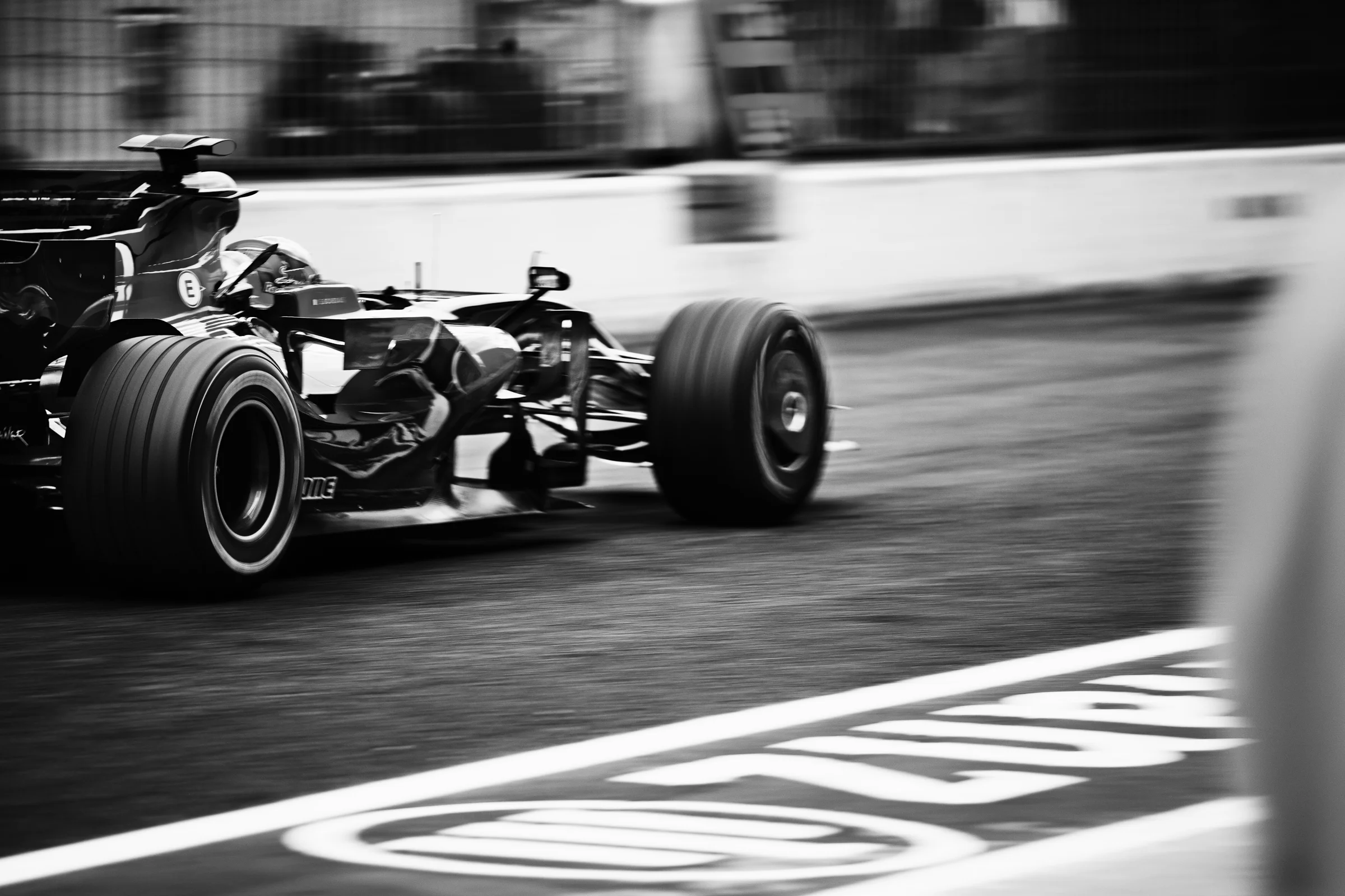 08079ROB0908_Monza_1708.jpg