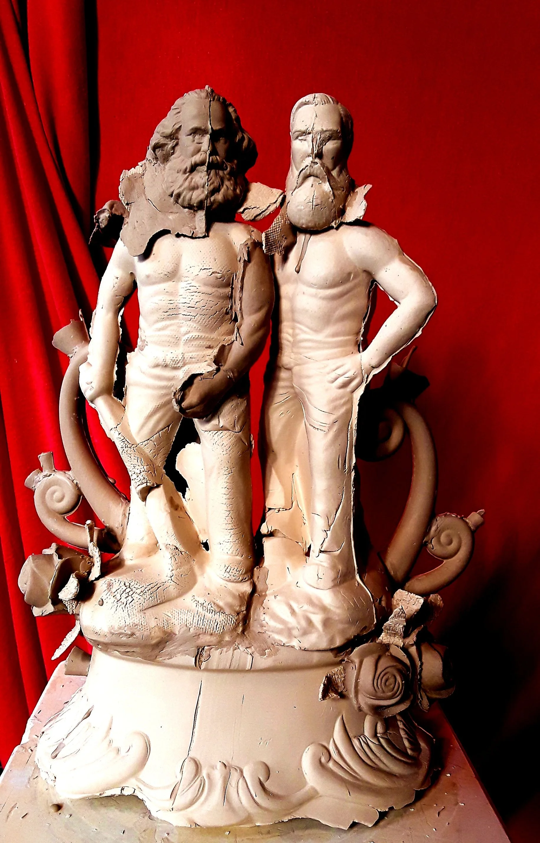 2024 karl et Friedrich regarde le monde ditLibre 1er juin.jpg