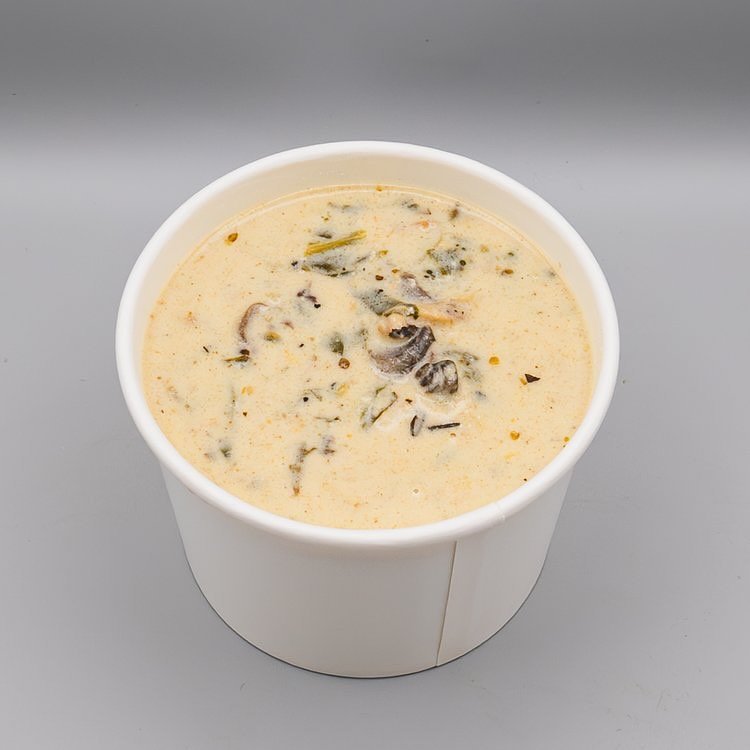 CREAMY CHICKEN SOUP ➮ Our hearty, delicious Creamy Chicken Soup features three different cheeses: squash, zucchini, and broccoli. It is served in a 12oz container and comes with bread.

VEGAN BEAN SOUP ➭ Our hearty Vegan Soup with lentils, garbanzos,