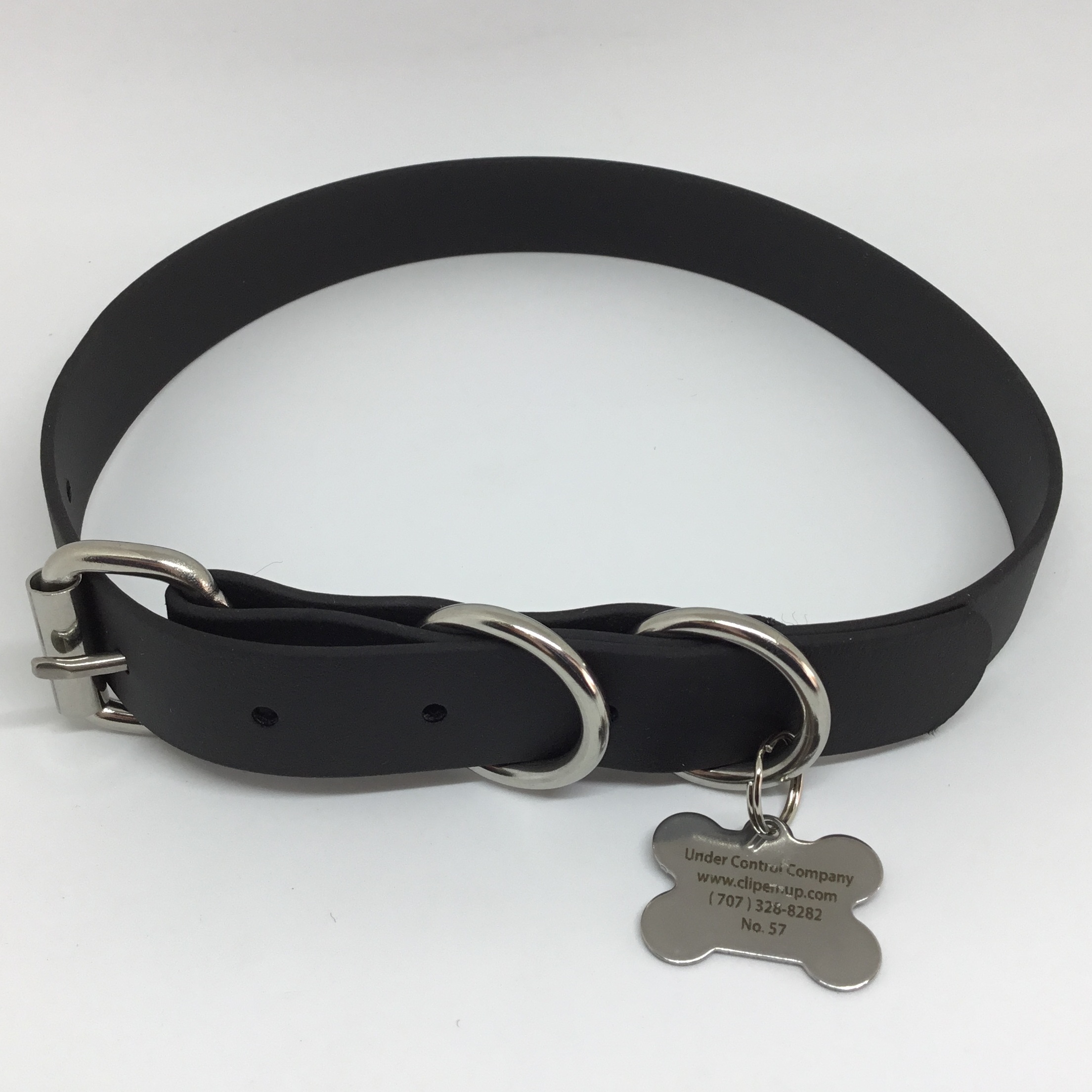 Beta BioThane®️ Flat Buckle Dog Collar Large (20" - 24") black
