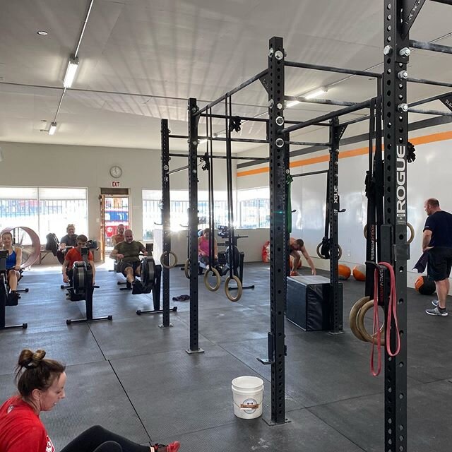 We are missing our members and the box!  Can&rsquo;t wait to see you again! 
#slowthespread #covid19 #fultoncrossfit #yourhealthisourpriority