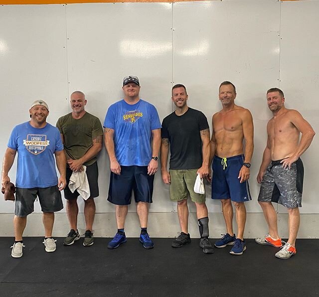 Happy Father&rsquo;s Day!
Here&rsquo;s some of our dads after today&rsquo;s Father&rsquo;s Day WOD!