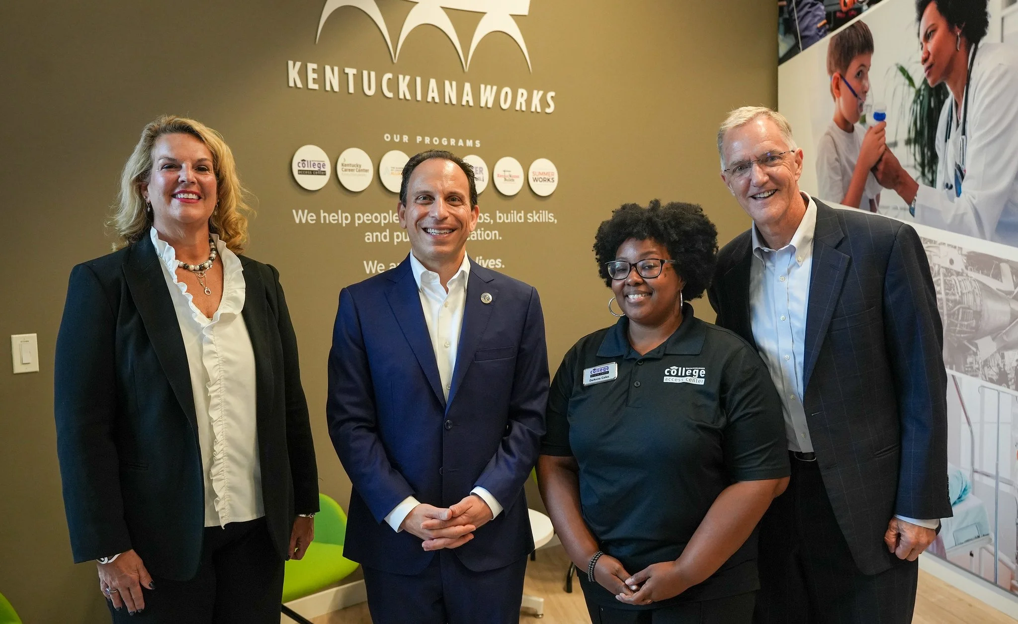 Mayor Greenberg announces $5 million grant awarded for the KentuckianaWorks College Access Center