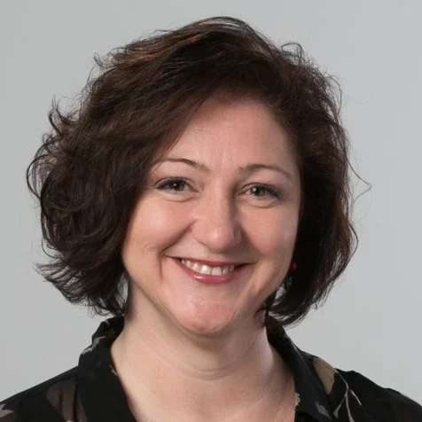 Eldeen Pozniak BA, BSc, CEES, CHSC, CHSMSA, SRSP, FIIRSM, SMIOSH - Owner Diggins Safety Consulting - Owner Pozniak Safety Associates, Inc. - Courageous, tenacious and passionate health and safety visionary - Worked in many countries: Canada, United States, Mexico, UK, Ireland, Scottland, Germany, Morocco, UAE, Yemen, Bahrain, Saudi Arabia, China, Singapore, and Russia with numerous local, national, and international organizations. - Provided executive-level, multi-project management and oversight and direction of the safety management system, program elements and organizational culture from strategic and action plans to on-site implementation - Very knowledgeable in global occupational health and safety legislation – Canadian 14 jurisdictions, OSHA, MSHA, State laws, DOT, HSE legislation,…. And EHS Standards – ANZI, CSA, ILO, ISO / OSHAS,…..compliance and performance issues - Extensive experience and expertise in the design, management, development and implementation of Corporate HSE Management Systems, Contractor Safety Managements Program, including a wide range of EHS training programs for large multi-site national and international organizations. - Highly sought after to share her passion and knowledge as an International Key Note and Sessional Speaker at conferences around the world, such as at the World Safety Conferences, American Society of Safety Engineering PDC’s, and the National Safety Council Conference Full bio available on request